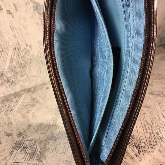 HOBO  Bronze bow top zip wristlet